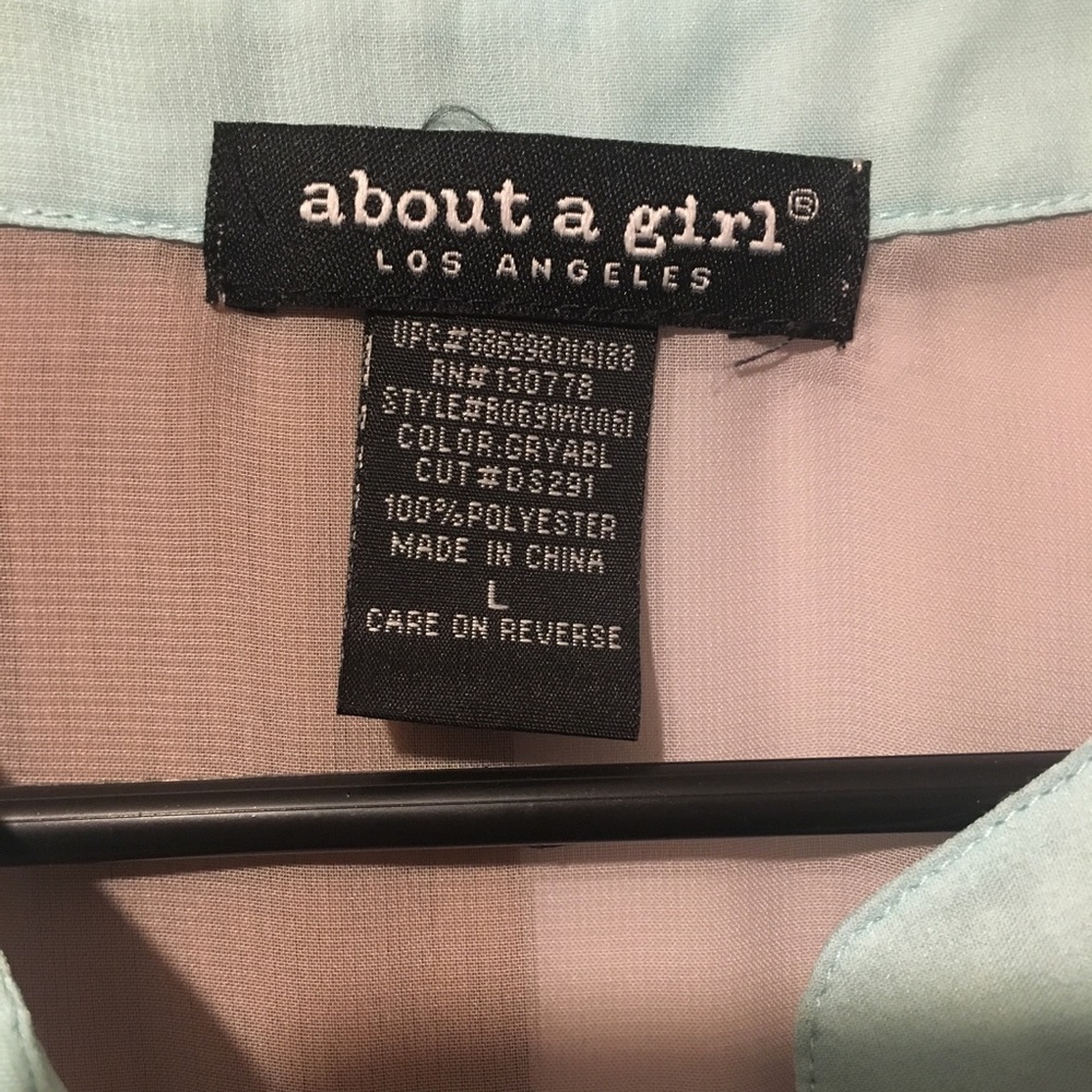 Blouse - Picture 2 of 2